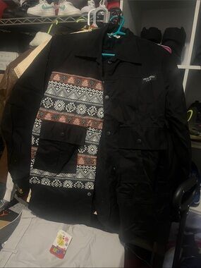 Cross-Stitch Men’s Black Lightweight Jacket with Patterned Panel